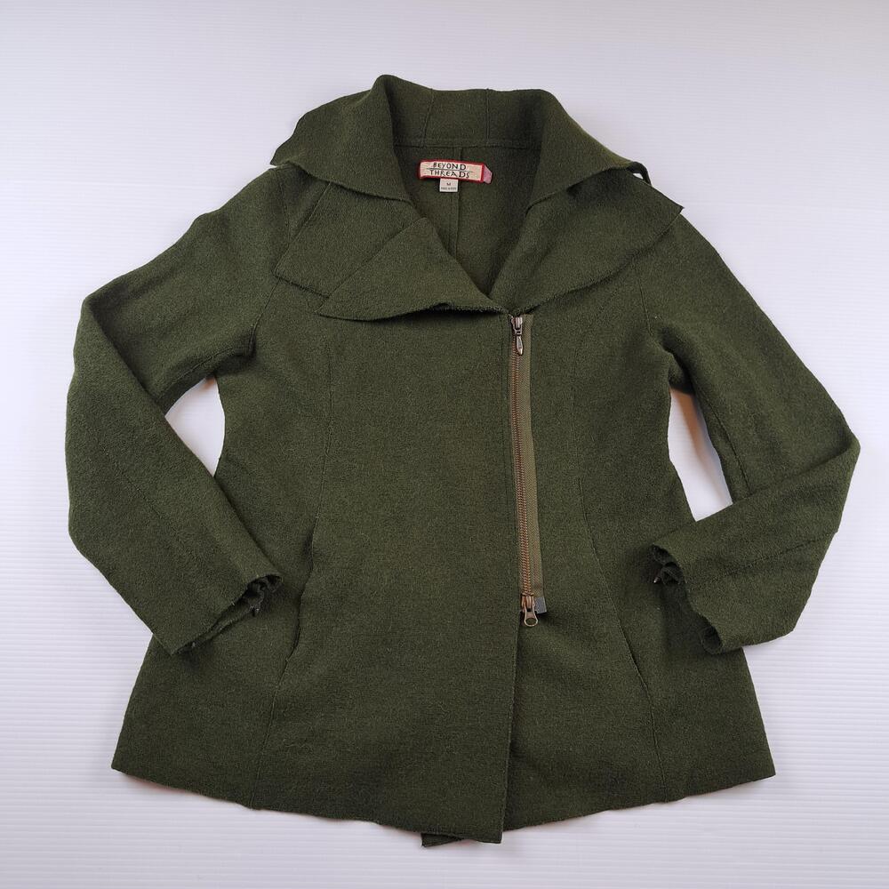 Beyond Threads Coat Womens Medium Green Alpaca Wool Blend Asymmetrical Zip